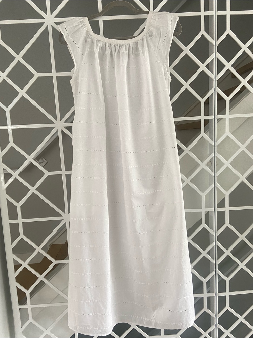 UNIQLO Embroidery Midi Dress Short Sleeve White Size Small Summer Beach - Picture 2 of 11